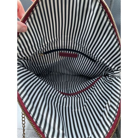 FashionPuzzle Envelope Clutch Evening Bag Maroon Gold Chain New - Picture 7 of 7